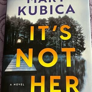 It's Not Her - Yellow/Orange Cover Novel
